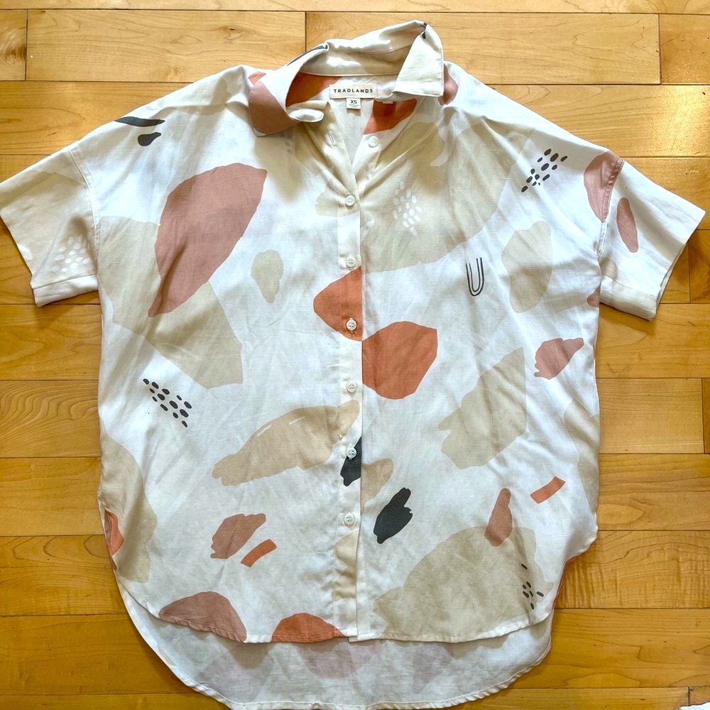 Tradlands Linen Button down